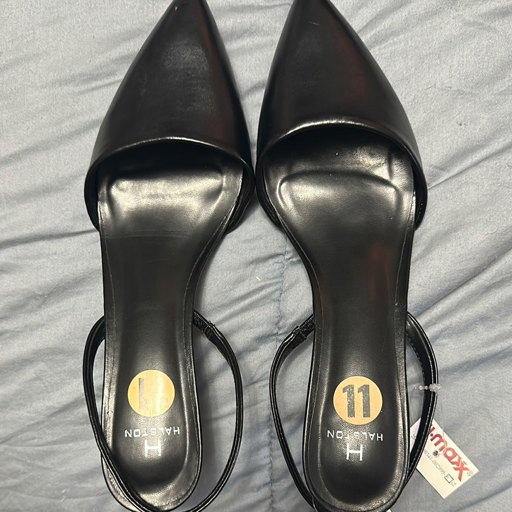 Halston Heritage Black Heels Classic Elegance
